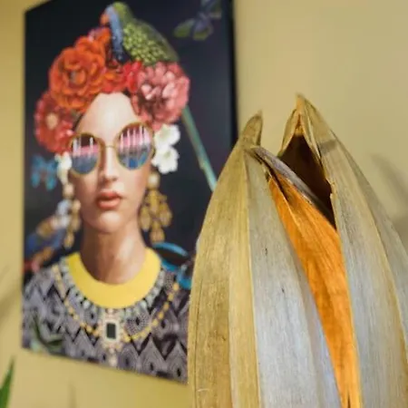 Urbanjungle-studio σε ξέφωτο μες στην πόλη Apartman *