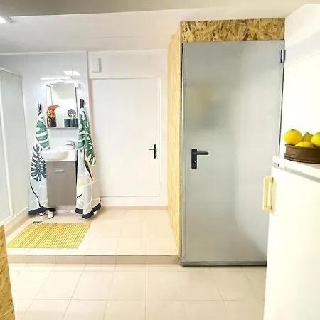 Urbanjungle-studio σε ξέφωτο μες στην πόλη * Pátra